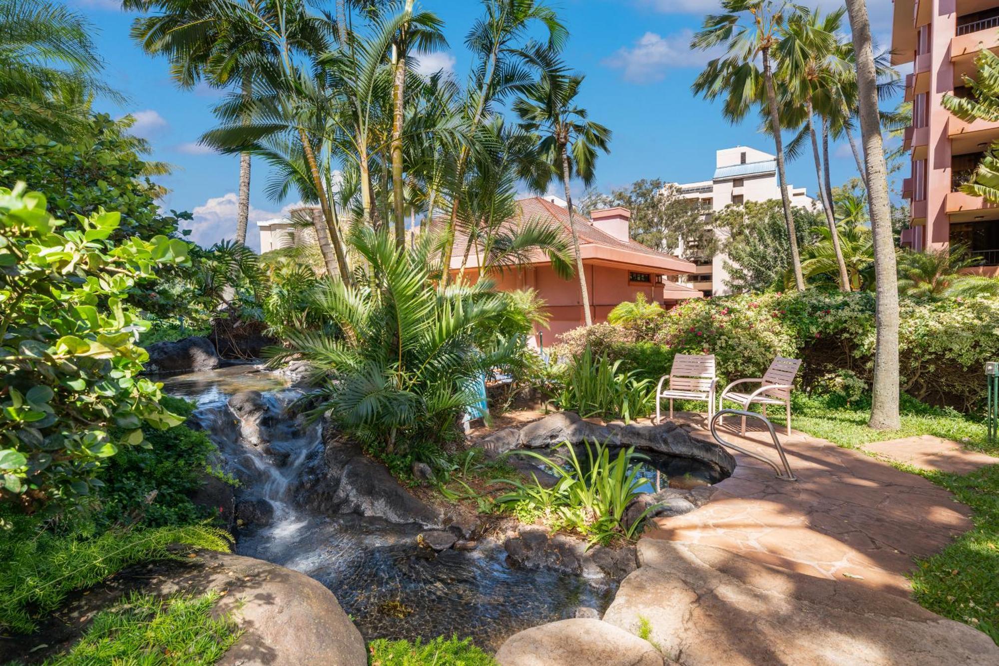 Kahana Falls Resort Napili-Honokowai Eksteriør billede